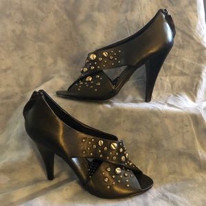 Super Cute Fergie Heels